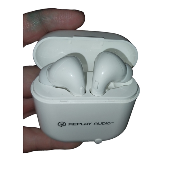 New Replay Audio In Ear Bluetooth Earbuds - Picture 2 of 4